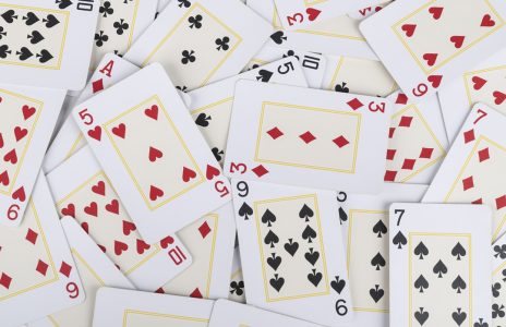 Cartas de jogar baralho completo fundo branco mockup, Foto Premium