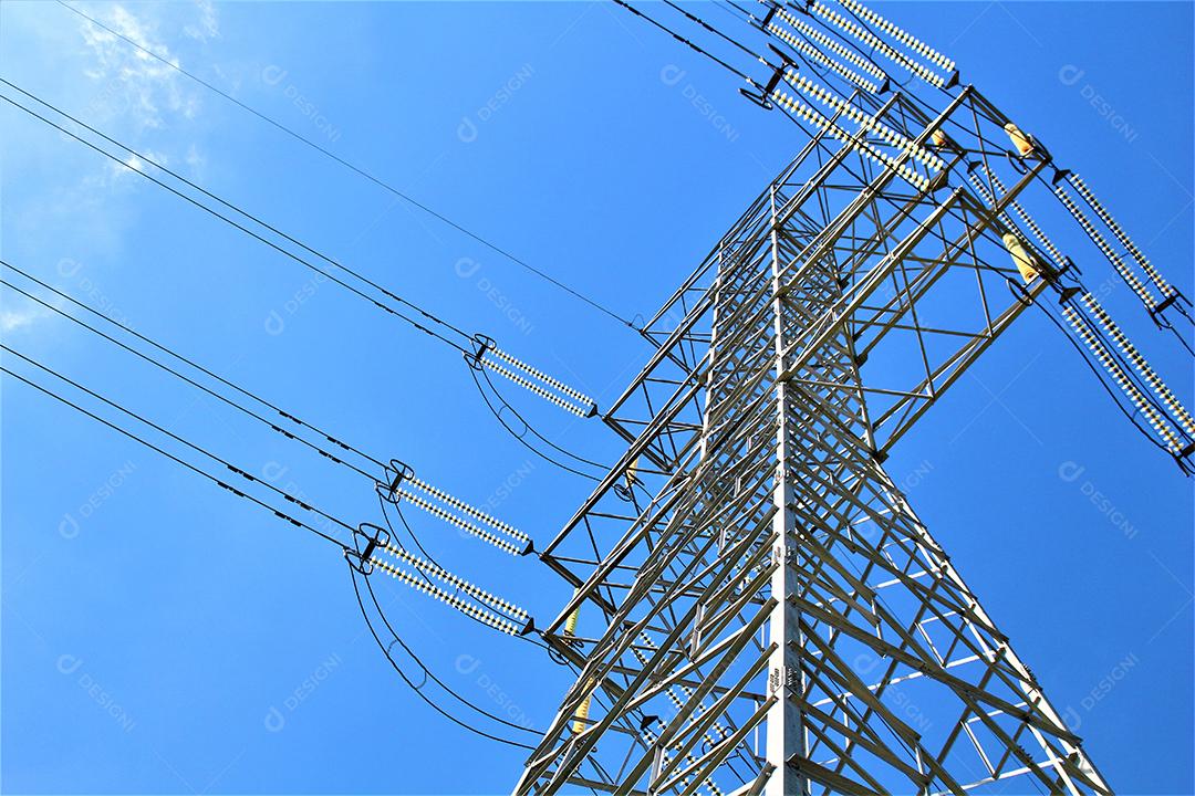 Torres de transmissão de energia