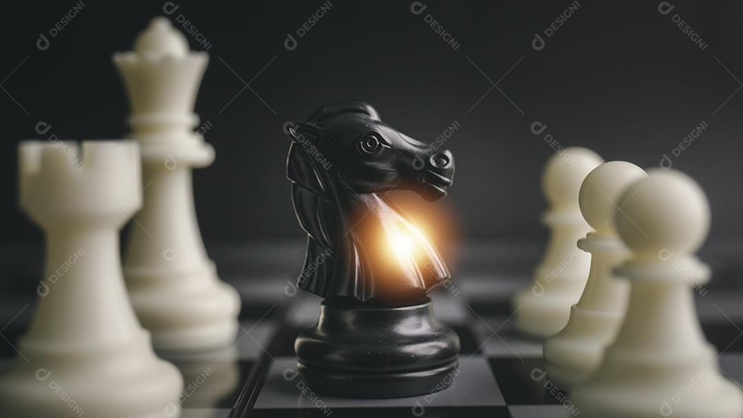 Ideias de negócios de jogos de tabuleiro de xadrez e conceito de competição  e estratégia