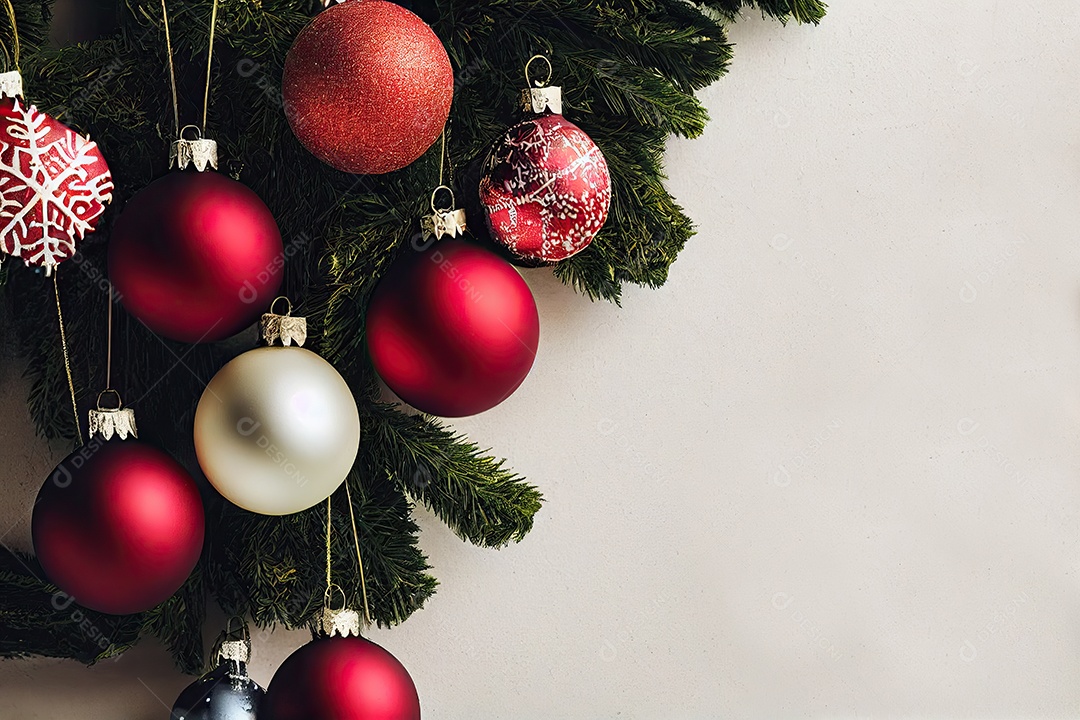Árvore de Natal com enfeites de Natal e enfeites e bolas coloridas.  [download] - Designi