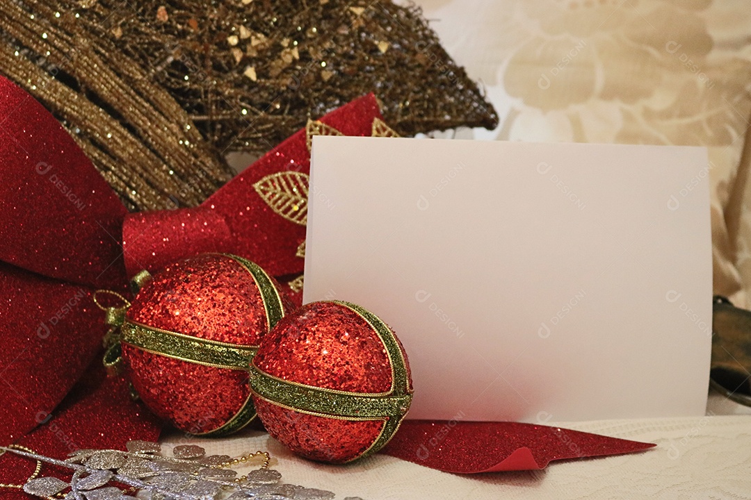 Enfeites de natal para um lindo cartão de feliz natal ou carta